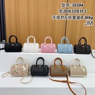 全新COACH蔻馳波士頓包｜經典老花配色｜金色五金｜牛皮革材質