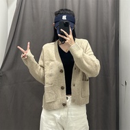 ＜1123＞Uniqlo Y461083V single-row womens loose solid color sweater sweater cardigan autumn and winter