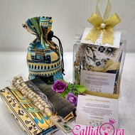 hampers kehamilan 7 bulanan-souvenir baby shower sajadah tasbih