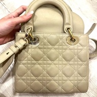 Dior Lady 四格小號奶茶色