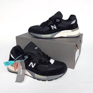 NEW BALANCE 992 BLACK GREY