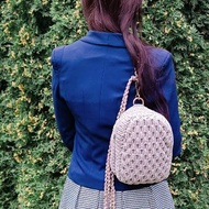 米色背包針織手工包適合小學生的禮物