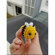 CROCHET BEE KEYCHAIN Crochet Keychain