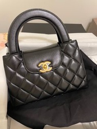 Chanel Kelly bag
