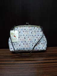 日本限定~葉朗彩Hello Kitty手袋(正版Sanrio日本製)