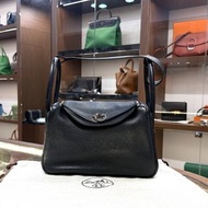 90%NEW USED HERMES LINDY 26 NOIR PHW TC 黑色拼藍色銀扣 #愛馬仕