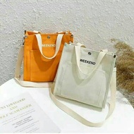 P- Weekend.sbo 60,000 Size: L 22cm W 9cm H 23cm