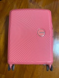 American Tourister Pink Suitcase 行李箱