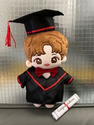 Anson Lo 畢業公仔 /Anson Lo 畢業袍 公仔/ Anson Lo 畢業衫/ mirror 畢業袍 / mirror 畢業公仔 /mirror 畢業衫/鏡仔 畢業公仔/ 撈撈 畢業公仔/