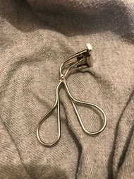 Shu uemura 眼睫毛夾