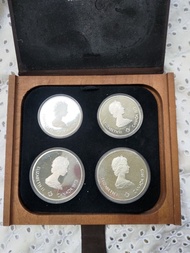 (不議 No bargain) 1976 加拿大蒙特利爾奧運會紀念銀幣套裝 Canada Monteal Olympics Commemorative Silver Coin Set