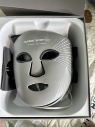 CurrentBody Skin LED 光療面膜儀