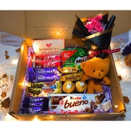 Semua dalam Satu Tema Kotak Hadiah Coklat All in One - Craft Theme Chocolate Gift Box Valentine Gift