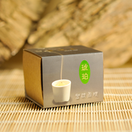 聖木琥珀香環
