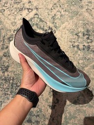 Nike Zoom Fly 3