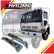 NISSAN UD CH520 DOORVISOR CHROME