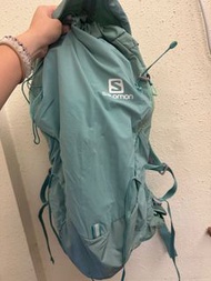 Salomon Agile 12+4W 登山背包