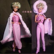 s小紅瓦屋,早期芭比娃娃可穿的粉紅芭比套裝禮服披肩披風小圓裙窄裙長褲子6件組(老芭比衣服魔術穿搭)