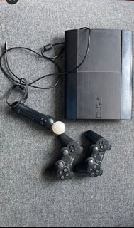狀況良好嘅 Playstation - PS3主機同所有配件，包括10款頂級遊戲。A good condition Playstation - PS3 console & all the access