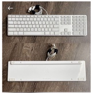 Apple Wired Keyboard A1243