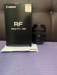 朋友送贈 只係試過 全新一樣 全套有盒 全套有盒 香港行貨有保養 2024-6 Canon RF 85 85mm F1.2 L USM R5 R6 R Use