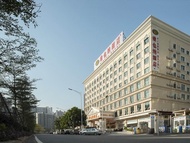 維也納酒店深圳龍華人民南路店 (Vienna Hotel Shenzhen Longhua Renmin Nan Road Branch)