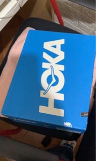 Hoka bondi 8 黑 有單據(急放 快可平