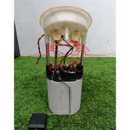 BMW E90 FUEL PUMP[B-2-3]