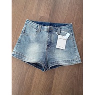 Premium-celana jeans pendek Retro Hot pants jeans higwaist/stretch short pants korea kekinian