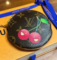 暫出🎉 超難找 成色新｜LV 村上隆限量版 櫻桃🍒 圓形零錢包