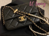 Chanel 21k mini square bag black 珍珠鏈袋 珍珠調節扣 珍珠風衣扣 黑金珍珠袋 珍珠包 AS2588