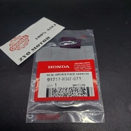 SEAL PULLEY VARIO 110 125 150 ORIGINAL HGP 100% HONDA VARIO 91211-KN7-671