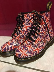 Dr Martens 英國製馬丁大夫靴