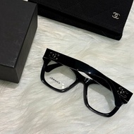 CHANEL  蝴蝶形平光眼鏡