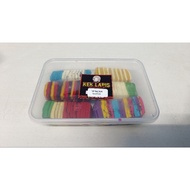 kek   lapis  Sarawak