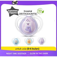 Super Empeng Bayi Tommee Tippee Glow In The Dark / Empeng Bayi Tommee