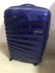 American Tourister Zavis luggage 行李箱67 cm/24吋