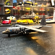 Alloy Airplane US Army Attack Aircraft AC130 Air Gunship Model Ornaments 1: 200 Two-Color Coating