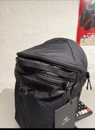 【全新行貨】Arcteryx始祖鳥 Heliad 15L 刺繡標誌多功能健行露營 登山包雙肩包書包戶外包 尼龍 黑色