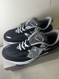 New balance 990v6 27cm us9 黑