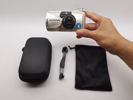 高級 在於 內涵與表達!  OLYMPUS μ[mju:] II ZOOM 80 小巧輕盈 全自動袋裝式相機  OLYMPUS ZOOM LENS 38-80mm 隨身街拍 Point & Shoot