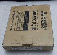 NEW MITSUBISHI RY40NT5P Transistor (sink) output module 16 point ( ใหม่ )