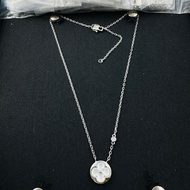 2026 New Style LV Style Silver Necklace Light Luxury Niche Design Clavicle Chain High-End Classy Nec