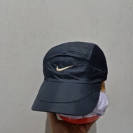 Topi Nike Running Vintage 5 panel