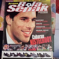 majalah arena bola sepak tahun 2001