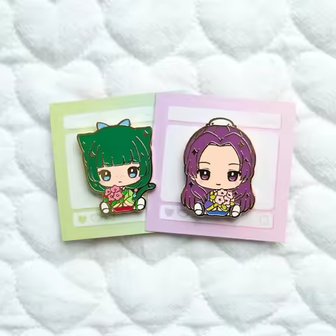 Maomao Jinshi Chibi Hug Hard Enamel Pins