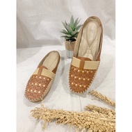 Camel Inside Shoes Wanita