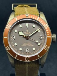 寄賣系列⭕️ 二手中古 TUDOR 帝舵 Black Bay Bronze 79250BM 💥天文台官方認證 MT5601帝舵機芯 70小時動力儲存 200M防水 藍寶石玻璃 狀態: 非常好, Ful