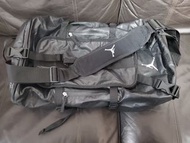全新 New Nike Air Jordan Jumpman Duffle Backpack (black color water resistance fabric) 黑色防水物料行李袋背囊 Dim