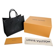 路易威登 M45595 Empreinte 手提包 OnTheGo MM 托特包
LOUIS VUITTONNoir [二手]